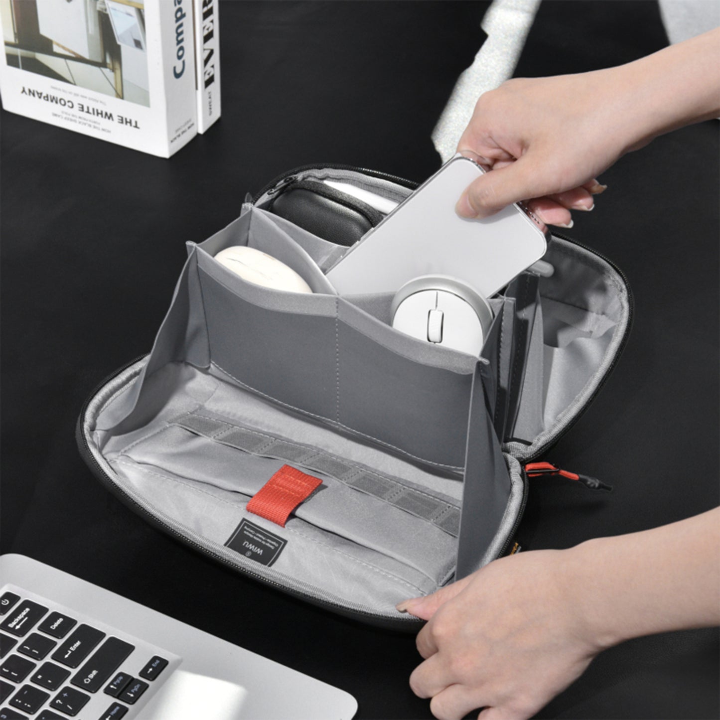 WIWU Warriors Tech Pouch X PRO